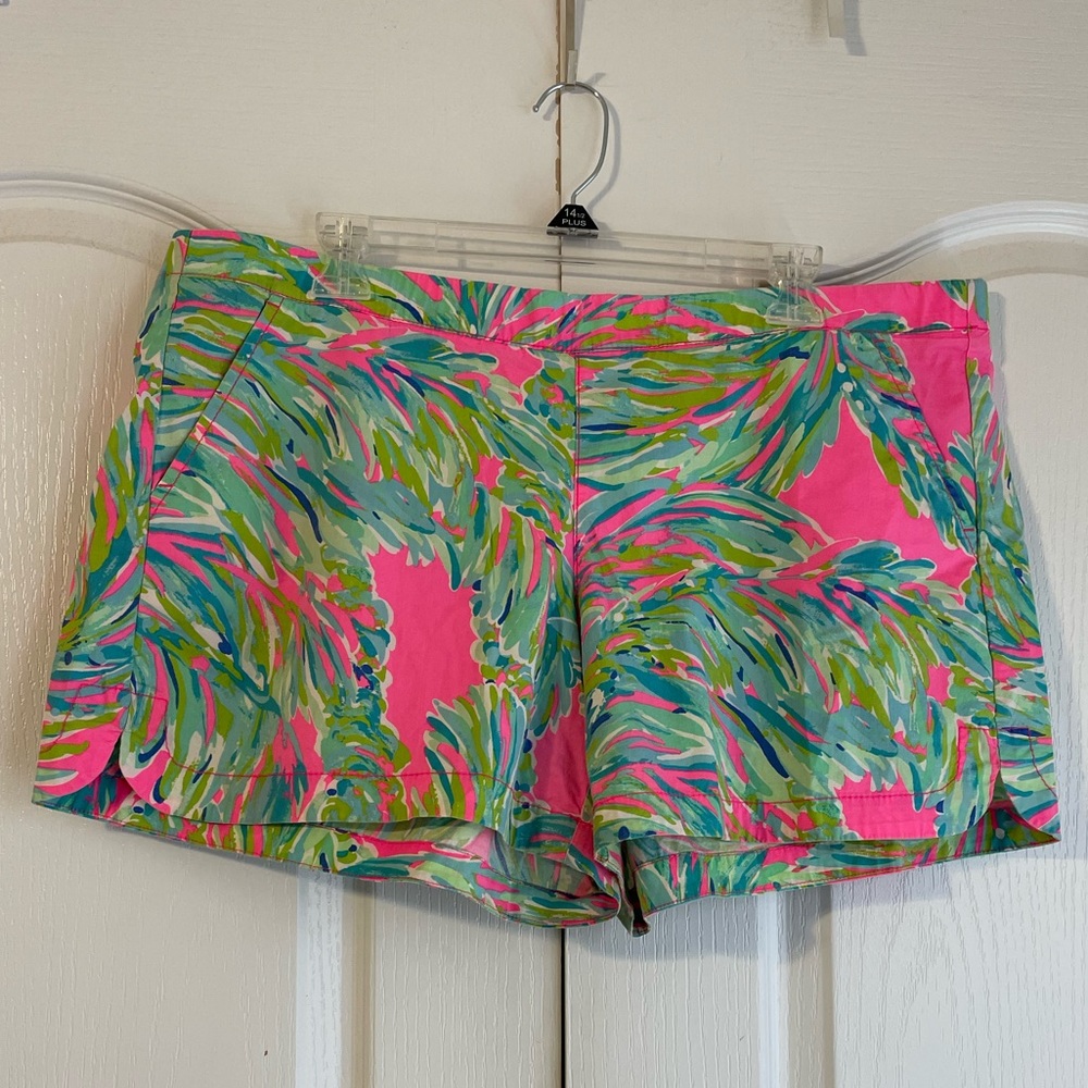 COPY - Lily Pulitzer pull on Shorts